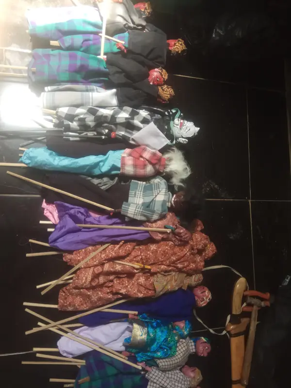 Wayang Golek Semar (Giri Harja Jelekong)Badan leher Kayu 2