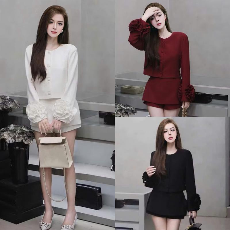 Set Đồ Nữ Thiết Kế EMME T3137 - 2 Món Áo Lửng Đính Hoa Tay Phối Quần Giả Váy Dáng Ngắn Cách Điệu - VD