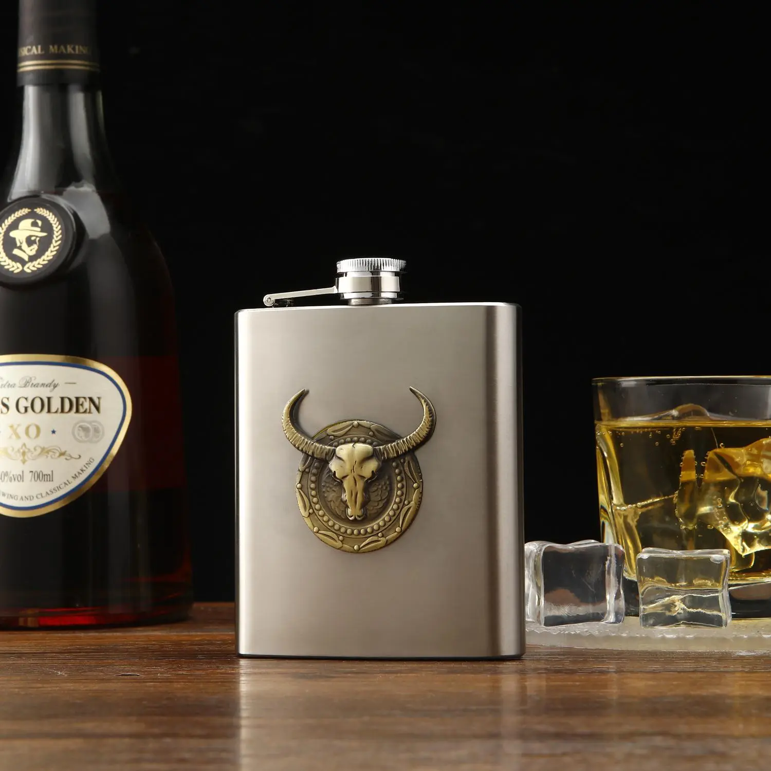 7oz Stainless Steel Bull Head Pattern Hip Flask, 1 Count Portable Retro Cow Head Pattern Drinking Hip Flask, Liquor Bottle for Home Office Outdoor Travel Camping Hiking Use