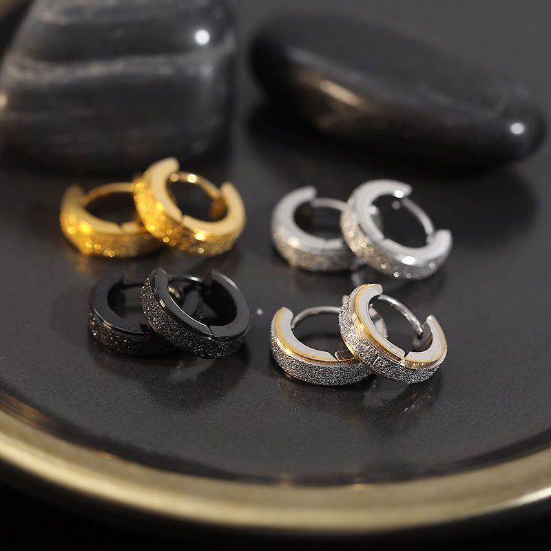 Khuyên Tai Tròn Huggie Không Gây Dị Ứng Cho Nam Và Nữ Thép Không Gỉ Mạ Vàng 18k Cho Tai Nhạy Cảm Hoa Cua