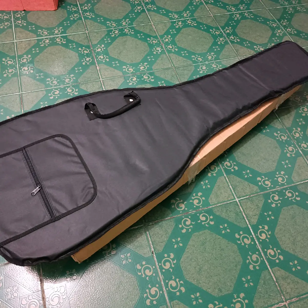 softcase Tas Gitar elektrik gitar ada busa