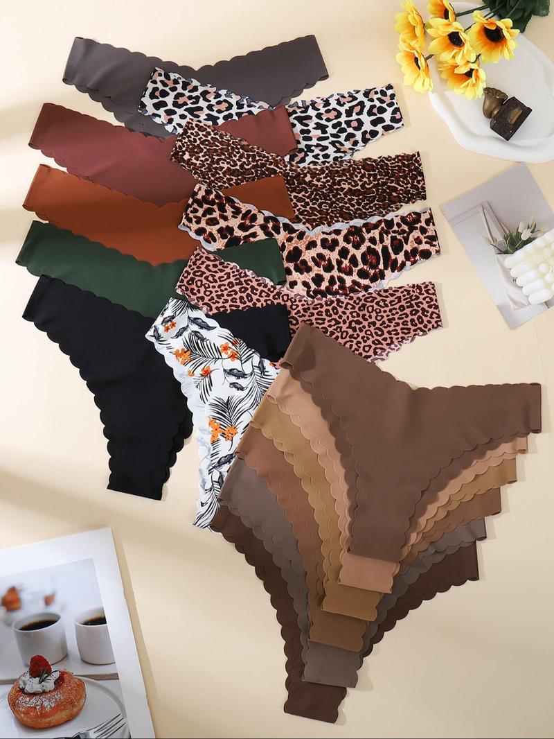 Product Introduction of Women's Leopard Print Panty, Soft Comfy Breathable Seamless Knicker for Daily Wear, Underwear for All Seasons 5