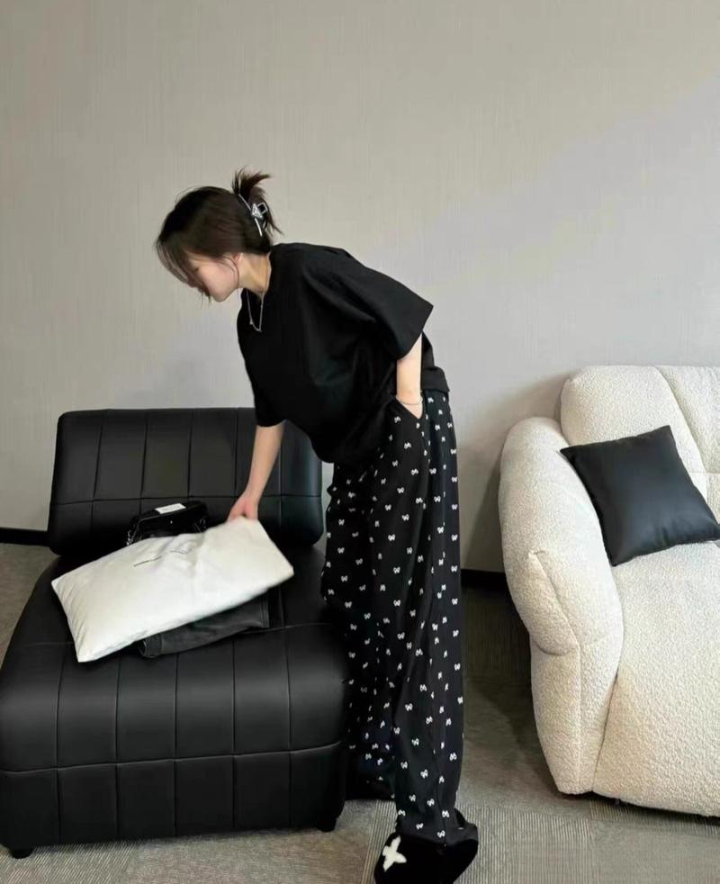 Product Introduction of [Quần Nơ] Quần xuông họa tiết nơ nhí chất tăm 3 màu đen xám trắng nữ top women Sen Voi Bo Chun 3