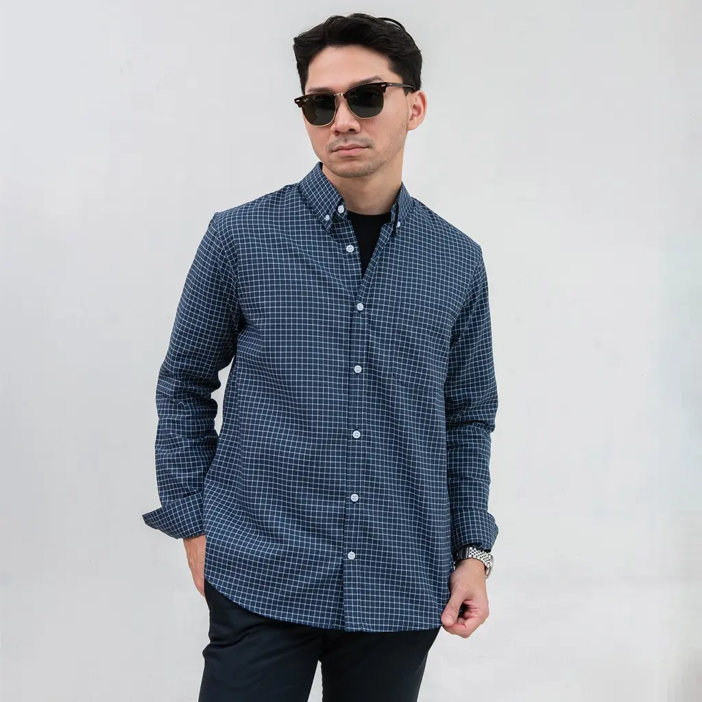 Kemeja Kotak Garis Pria WOODCUTTER Plaid Basic Shirt - Navy Blue Lengan Panjang