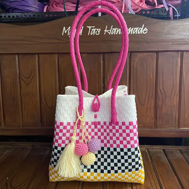Gantungan Kunci Rajut / Aksesoris Tas Anyaman chains key chain ganci Keychain 3