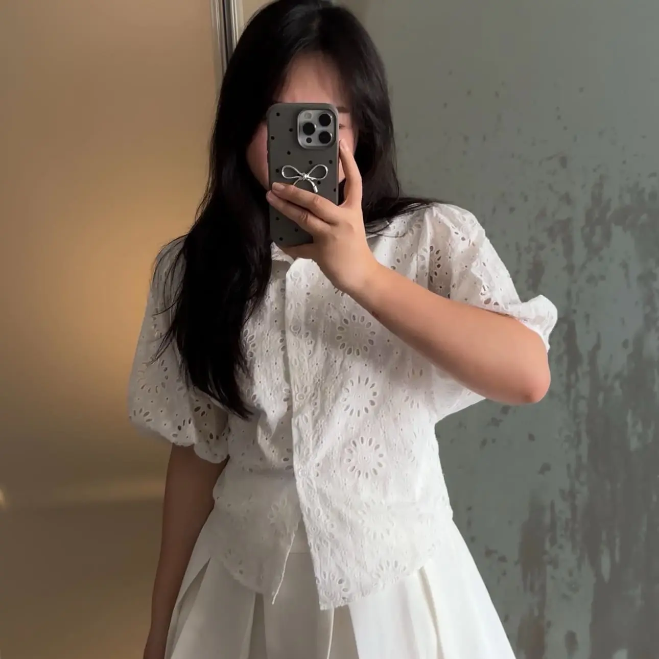 B337 - ÁO SƠ MI ĐỤC LỖ CAO CẤP (Có bigsize) Top Shirt Nữ Cổ Tròn