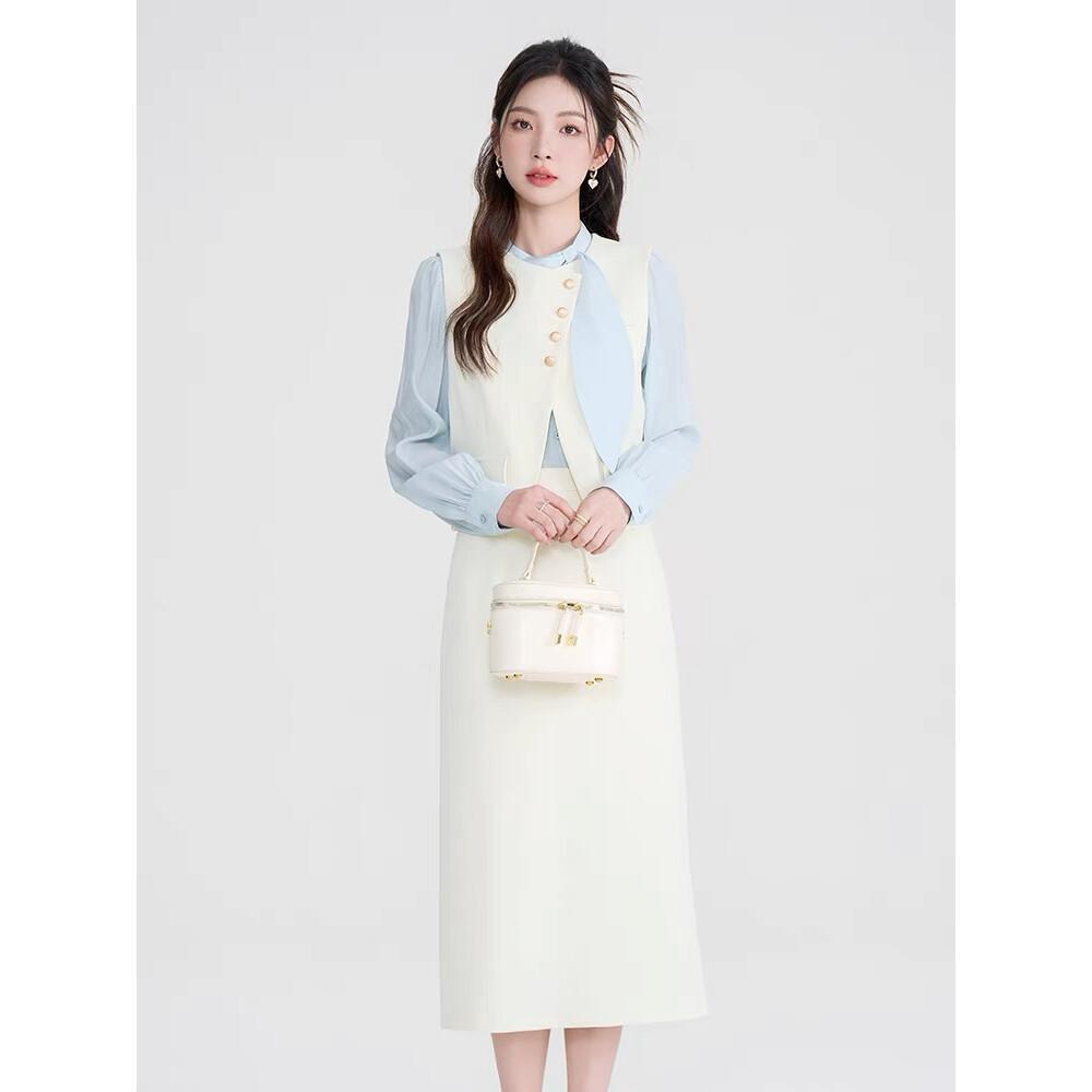 FADFAD Setelan tiga potong yang bergaya dan elegan