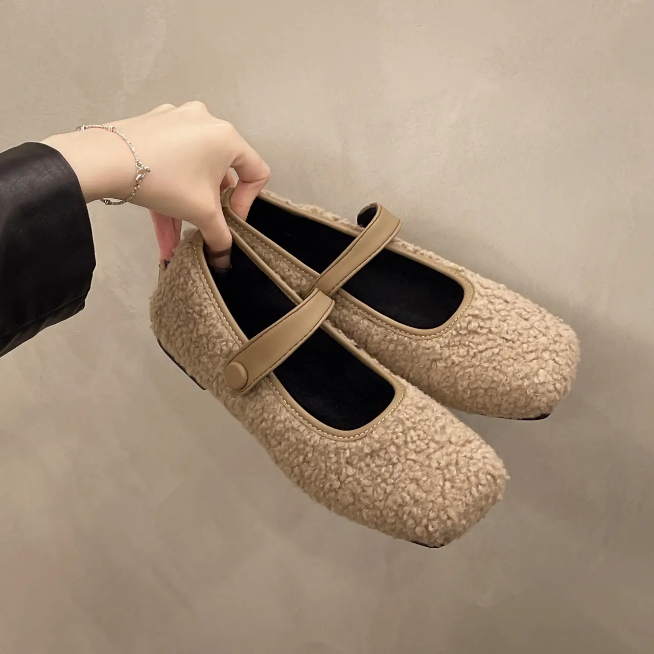 Women's Flat Shoes - Size 35 36 37 38 39