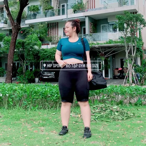 Set lở áo thun vạt chéo