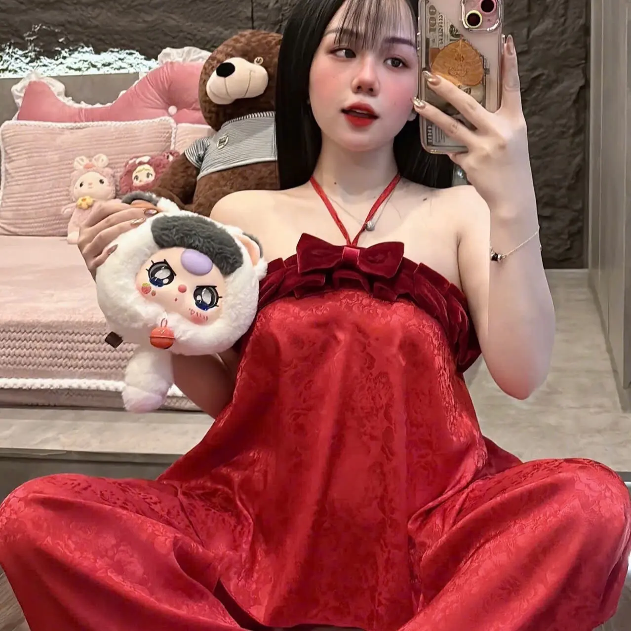 Bộ đồ ngủ nữ yếm gấm 2 da viền nơ nhung freesize 40-60kg Women Kem Áo