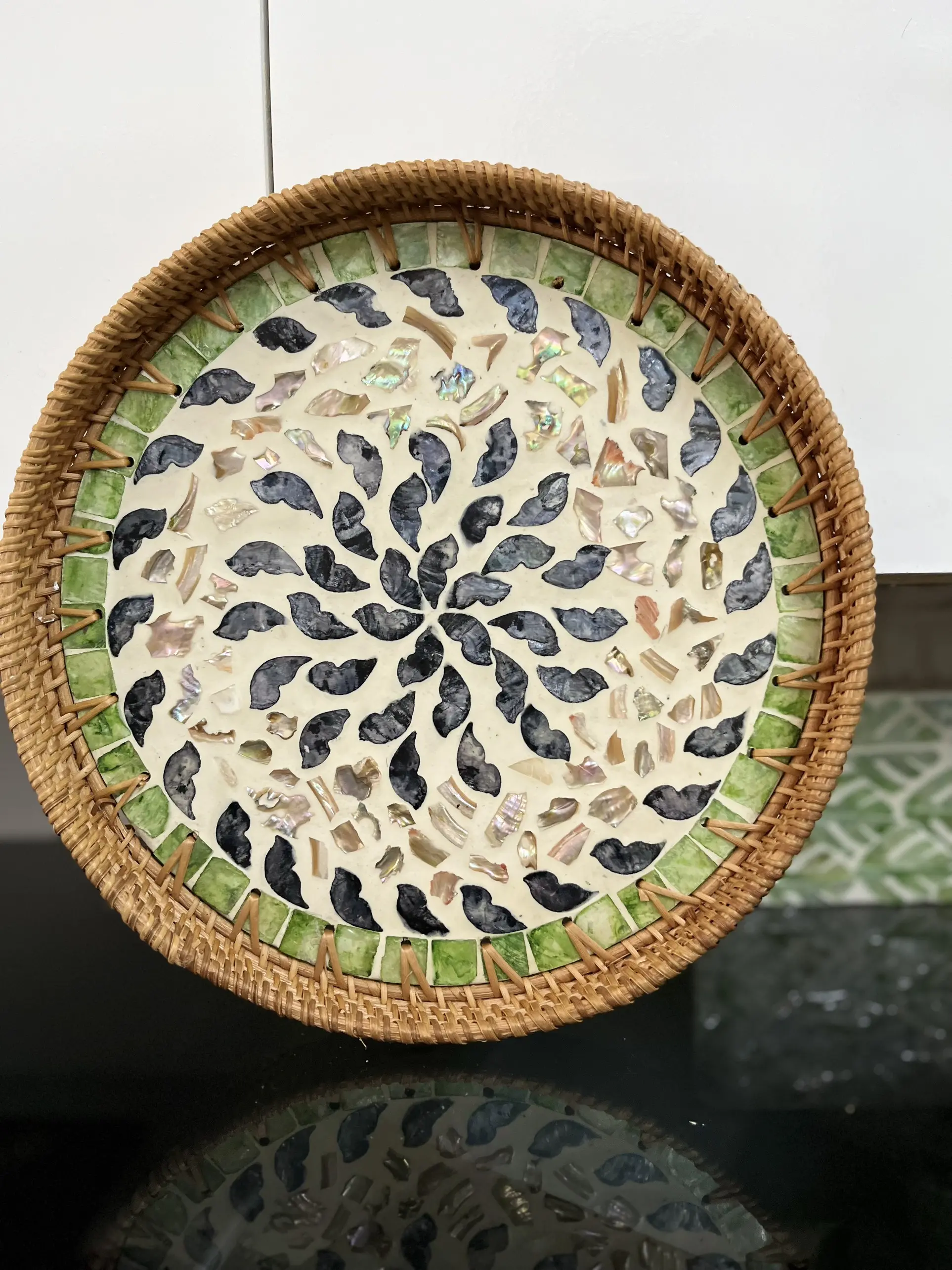 Khay khảm trai đường kính 30cm hàng xuất dư dùng decor, đựng bánh kẹo
