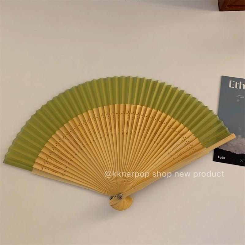 Product Introduction of Kipas Lipat Arkaik, Hijau Sejuk, Gaya Musim Panas, Mudah Alih, Pakaian Cina Han Purba, Kipas Buluh Rumbai, Sesuai untuk Cheongsam Menari, 2023, Ins Reka Bentuk 7