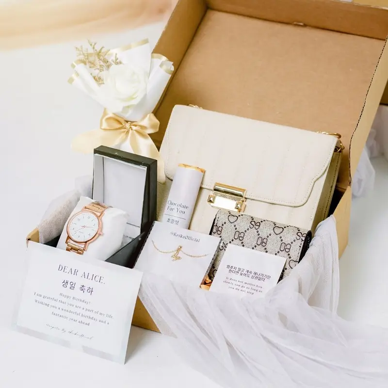 Hampers Tas Cewek | Kado Jam Dompet Tas Kalung Coklat Hitam Cream | Kado Ultah Hadiah Pacar Gift Wisuda Anniversary Anniv ulang tahun Tas slempang Slingbag Seserahan valentine murah 1