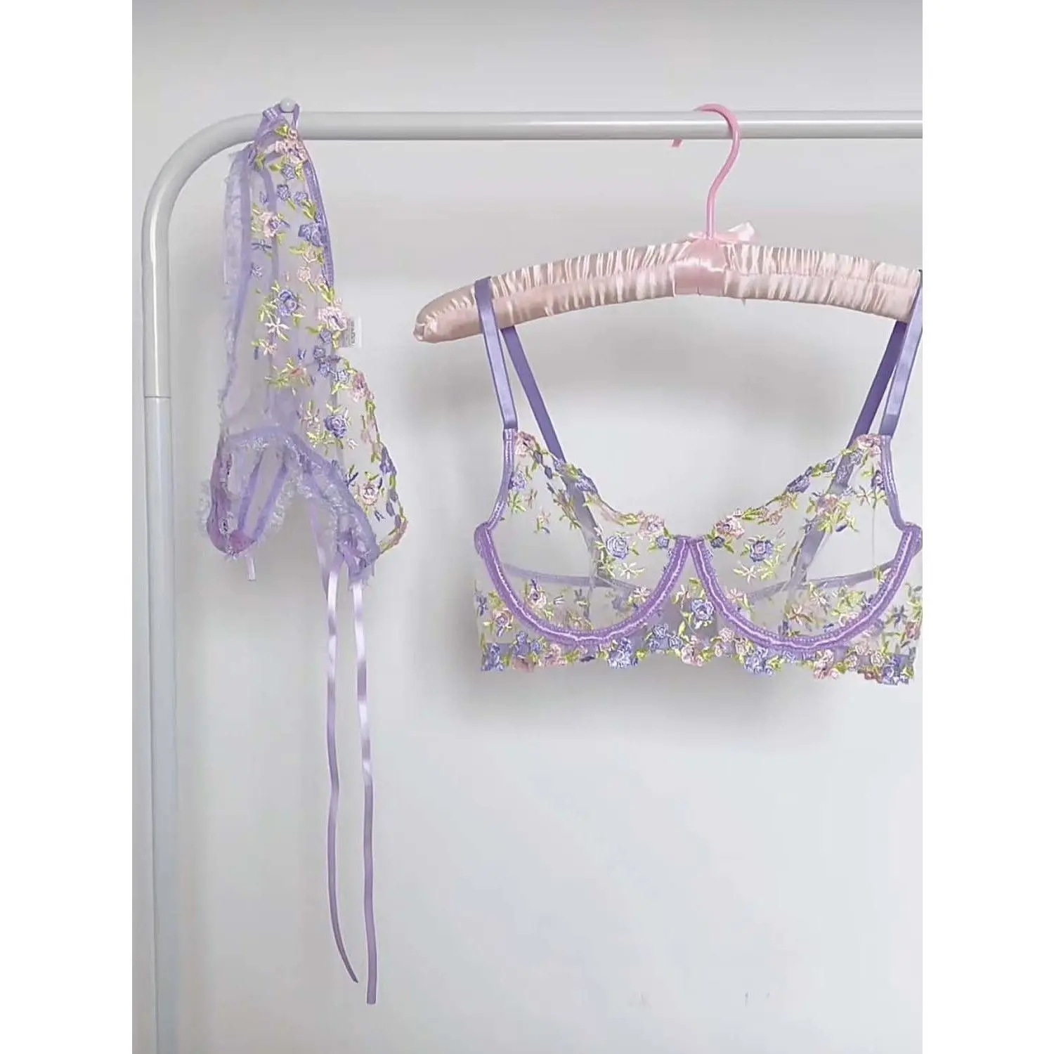 Sweet Sexy Low Rise Floral Embroidery Mesh See-Through Comfortable Underwear Set