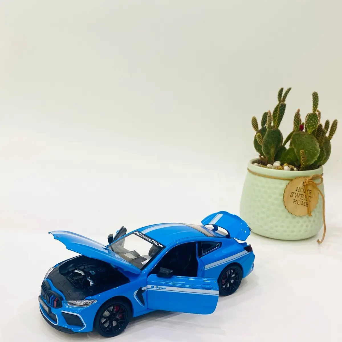 Mô hình xe ô tô BMW M8  tỉ lệ 1:24 màu xanh dương bằng kim loại , [Tặng biển số VIP]& đồ chơi -Đồ chơi Diecast Xe Mô Hình Toy