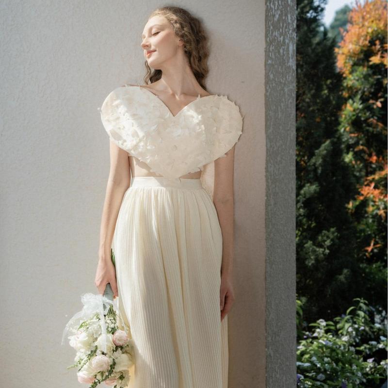 SOLEI DRESS - Váy hai dây trái tim cách điệu trắng be cho nữ 3