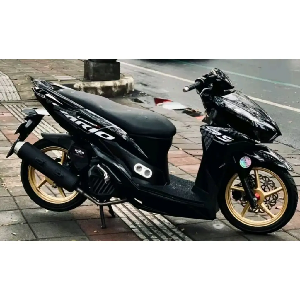 Striping transparan vario  Malaysia 150/125 new Motorcycle