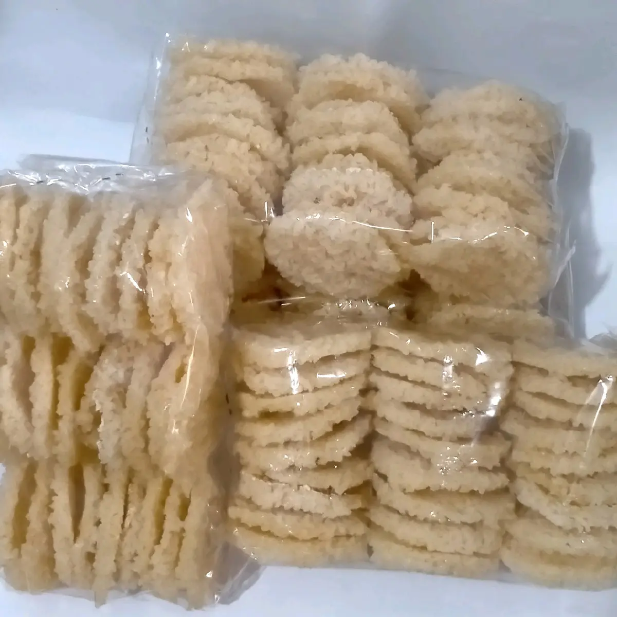 Food & snack rengginang singkong 24 sd. 27  keping rasa Bawang kondisi masih mentah siap di Goreng Camilan Makanan Putih Cemilan ini