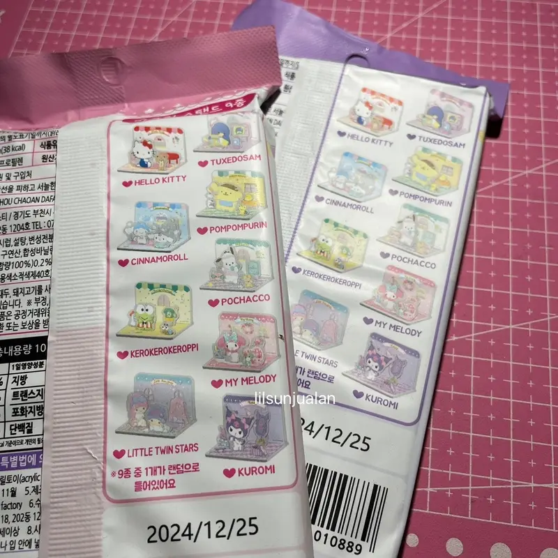 standee acrylic sanrio 1