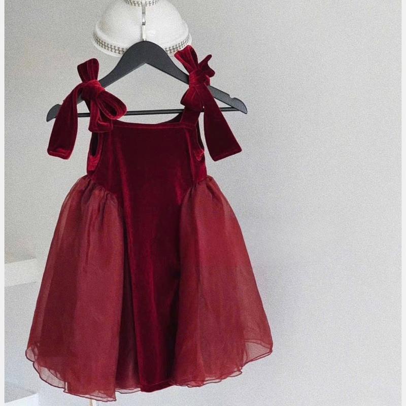 Shopmesockids Váy 2 dây nơ nhung Tặng kèm áo dài tay đen cho bed gái