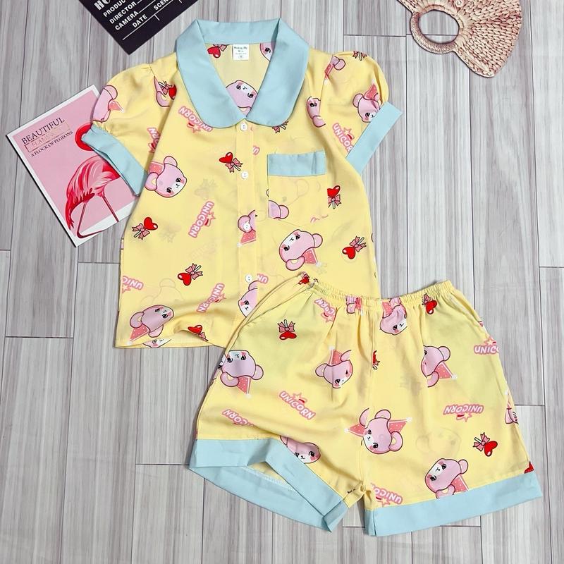 MÃ 33: 20-47kg . Bộ đồ quần đùi pijama cổ lá sen chất liệu LỤA MANGO cho bé gái . Đồ bộ mặc nhà mềm, mịn , mát không nhăn Women Nhung Quần Ngủ Áo Ngủ