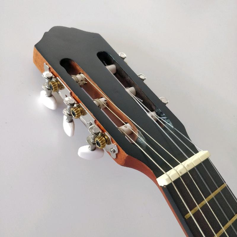 Gitarlele Original Senar Nylon Gratis Packing Kayu Bonus Tas dan Pick 8