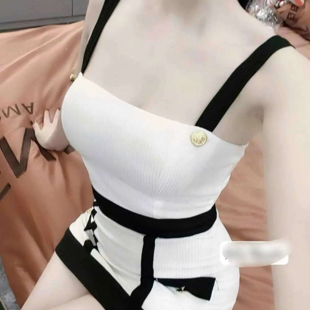 Áo dây có cúp ngực và chân váy Nữ Top Women Voi Sen Kem Nhung