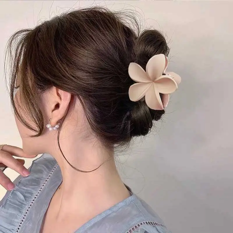2Pcs Fashion wer Claws for Women Large Clips Crab Clamps Frosted Ponytail Shark Clip Headdress Hair Accessories