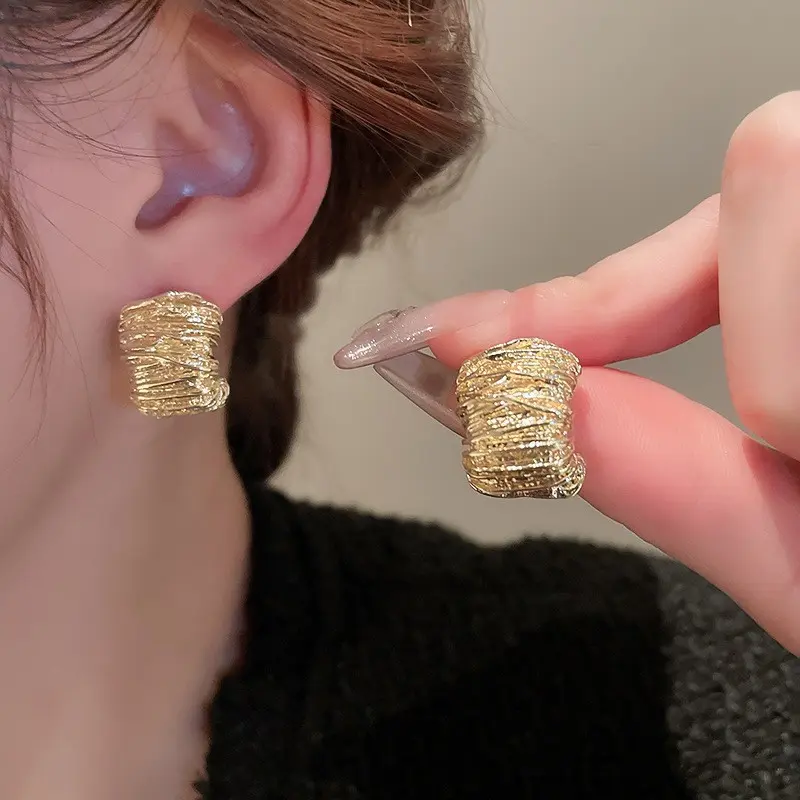 RRNS 510 Anting Stud Anting Wanita Tusuk Fashion Alloy Gaya Elegan 0