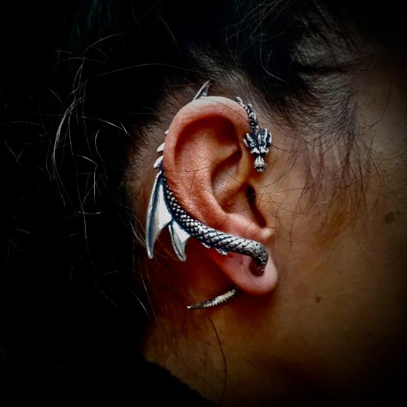Fashion Flying Dragon Earrings Ear Clips Popular Punk Style For Girl Women Perfect Her Christmas gift 1
