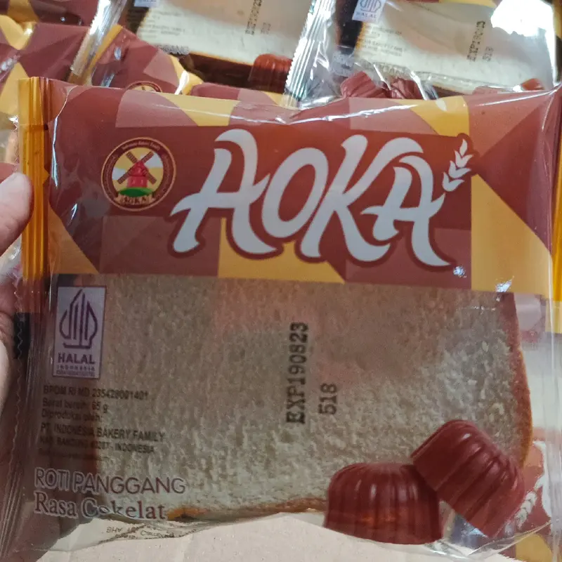 Roti AOKA & Aoka Momotaro Cookies 1 Dus isi (40 atau 60 Pcs)  Food Snacks 4