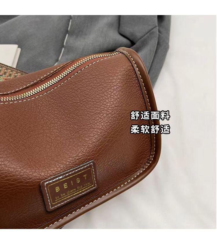 Product Introduction of Túi Boston, Thời Trang, Phong Cách Cổ Điển Mới, Túi Đeo Chéo Dễ Phối Đồ Dây Đeo Rộng Hợp Xu hướng Túi Gối Nhỏ Thích Hợp Cho Vai, Được Đánh Giá Tích Cực 6670, Độc Đáo 9