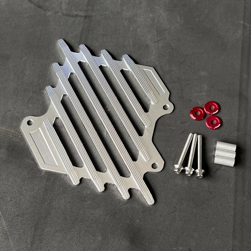 Che két nước Ab 125/150 Vario 125/150 ( các dòng xe 2 val ) nhôm cnc kèm ốc salaya long đền đỏ ( lắp như zin ) - phụ kiện