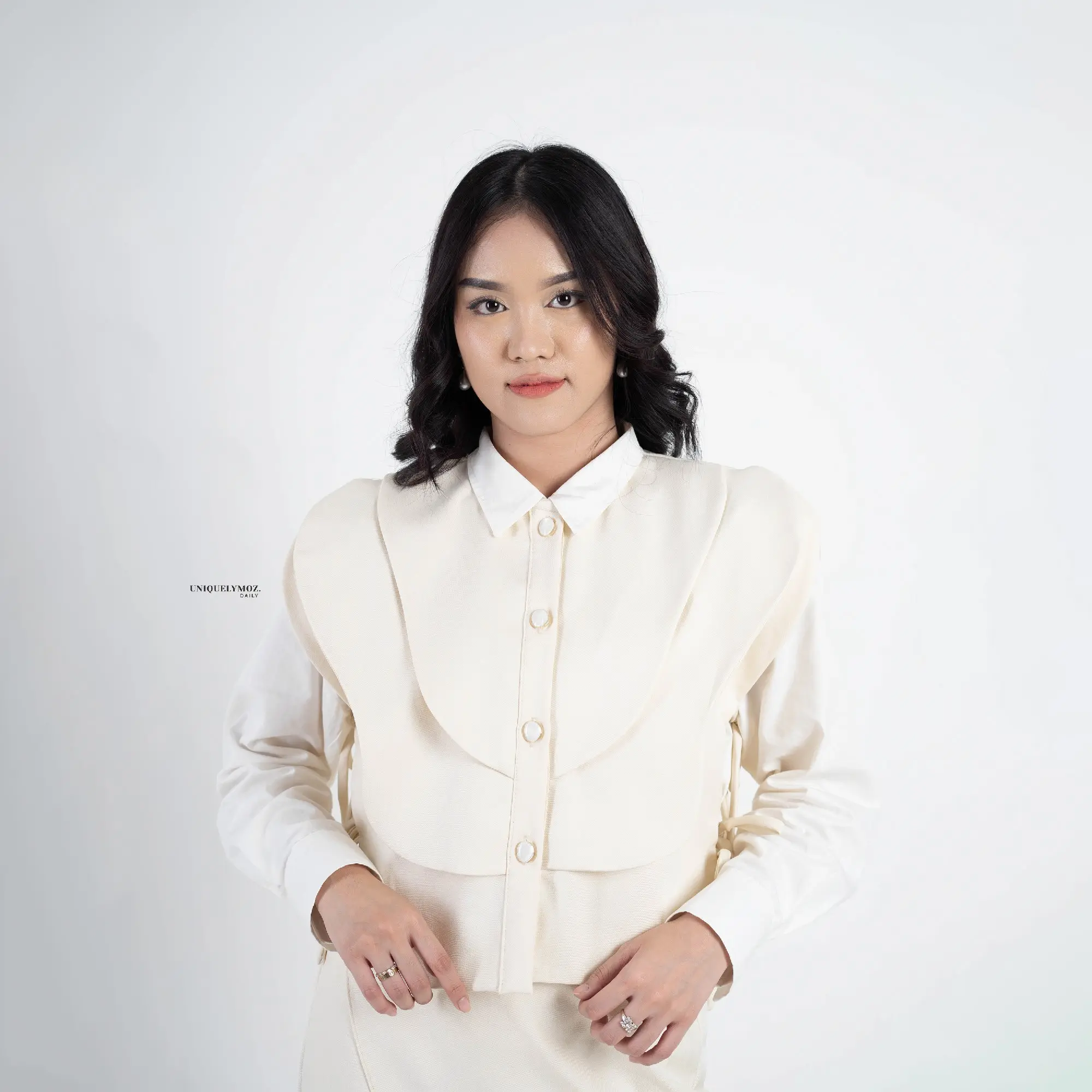 Magnolia Vest - By. Uniquelymoz