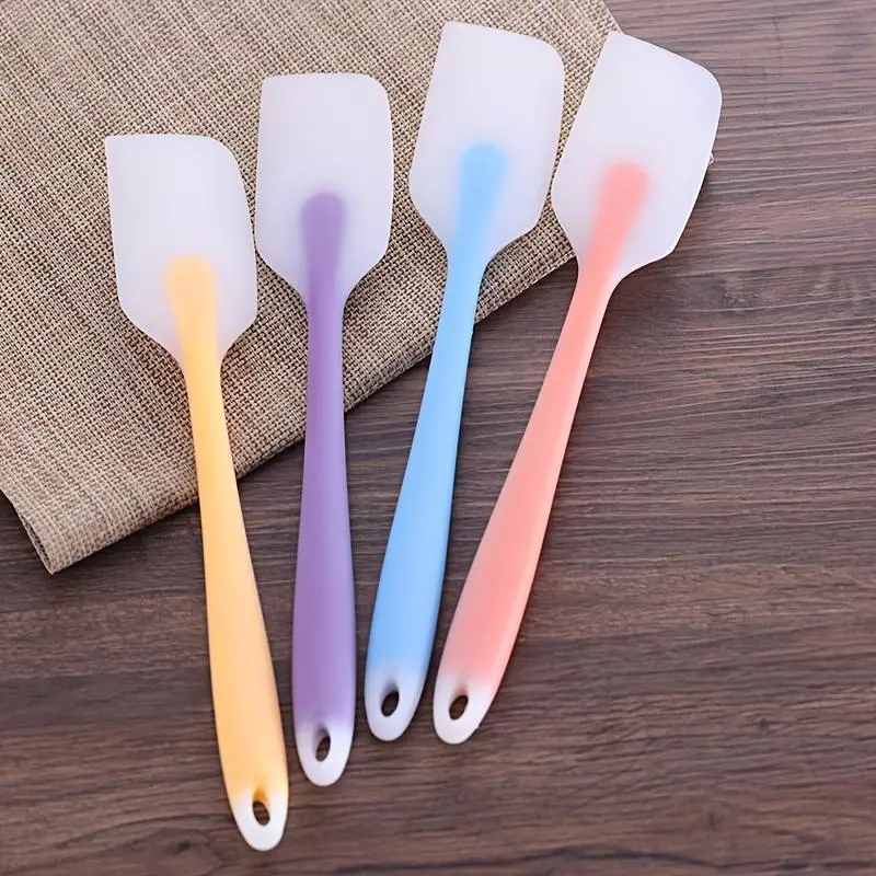 Silicone Spatula, Non-slip Cake Cream Scraper, Kitchen Baking Tool, Household Baking Utensils for Home Kitchen, Baking Supplies