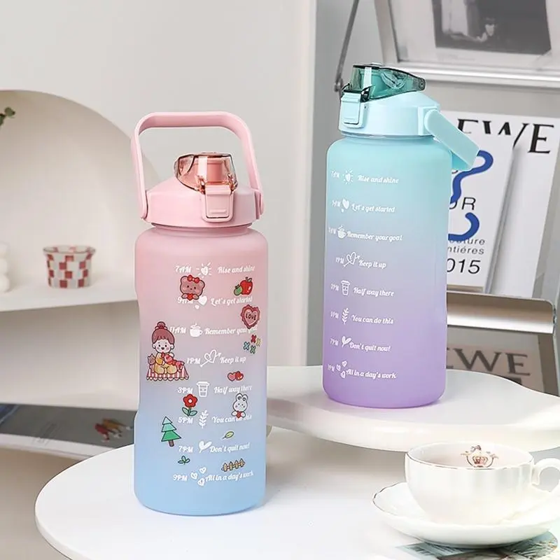 Bình Nước 2 Lít Dễ Thương Có Ống Hút Đàn hồi Tặng Kèm Sticker binhdung nuoc 2
