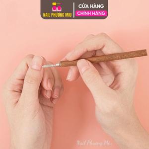 Cây Lấy Khóe Móng Cán Gỗ, Chất Liệu Gỗ Chắc Chắn, Đầu Lưỡi Thép Sắc Bén, Tiện Lợi Dành Cho Thợ Nail, Làm Nail Dễ Dàng