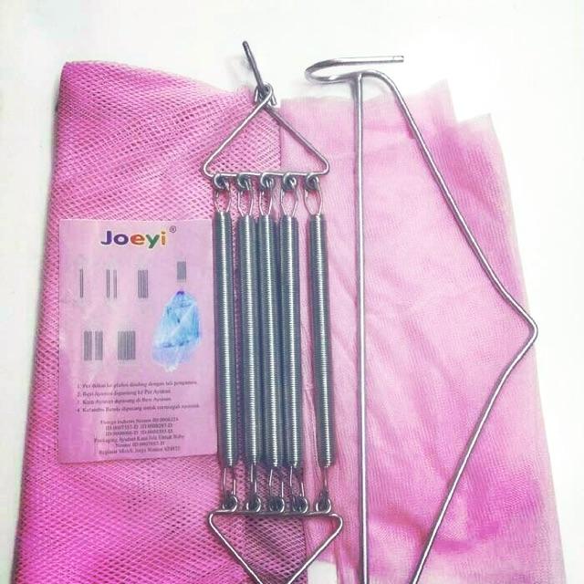Product Introduction of ayunan bayi gantung joeyi per5 pakai kelambu lengkap dengan per dan besi gantungan kain warna (biru,hijau dan pink) 2