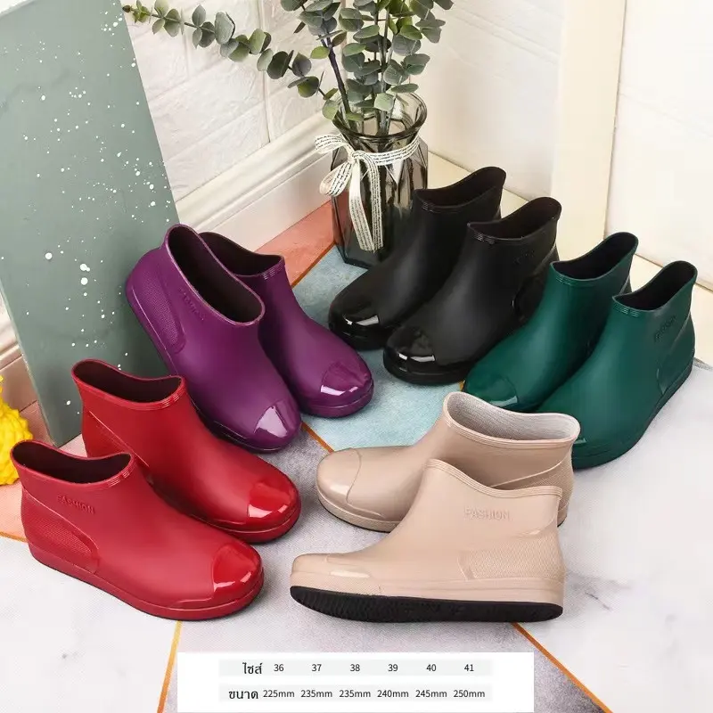 พร้อมส่งรองเท้าบูทกันฝนผู้หญิง rain boots กันน้ำมัน แฟชั่น กันน้ำ กันลื่น ทำงาน ใส่ได้ทุกโอกาส