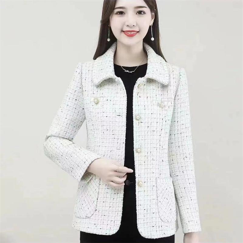 Product Introduction of Quần Áo Mùa Thu Cho Mẹ TRUNG NIÊN Hàng Mới Về Năm 2024, Áo Khoác Ngắn, Bộ Đồ Có Ve Áo, Dành Cho Phụ Nữ TRUNG NIÊN Và Cao Tuổi Top Women 4