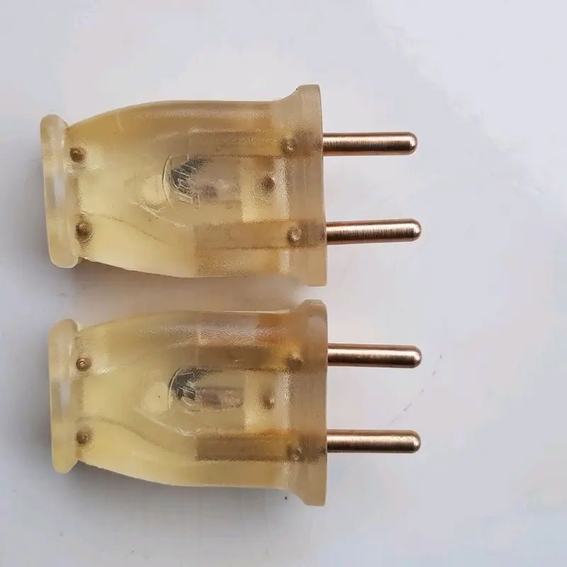 Phích cắm điện đúc công trình 2