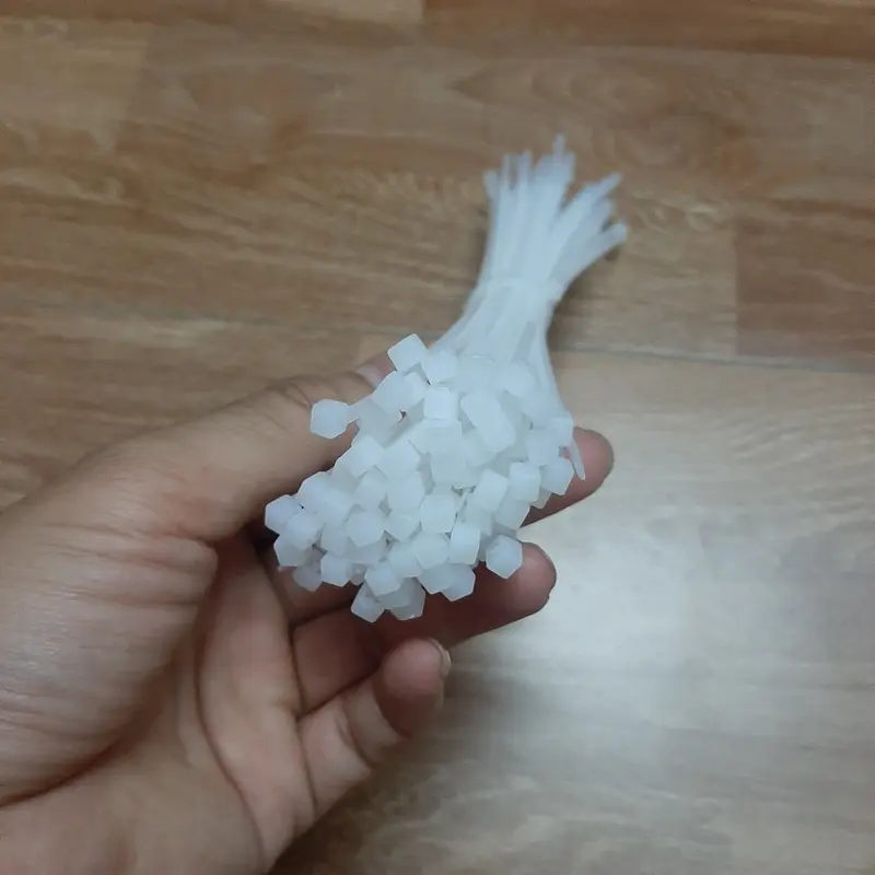 1 cân Túi Dây thít lạt thít nhựa dai buộc đồ dễ dàng chắc chắn , buộc hoa lan, buộc đồ, cột gậy, buộc dây điện .. 1