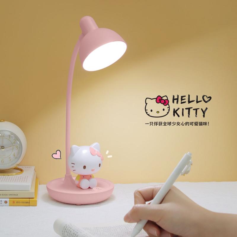 Product Introduction of Lampu Meja Clow M, Reka Bentuk Comel, Sesuai untuk Pelajar, Lampu Desktop, Lampu Perlindungan Mata, Pengecasan USB, Lampu Malam, Lampu Belajar Kanak-kanak Sanrio, 2024 5