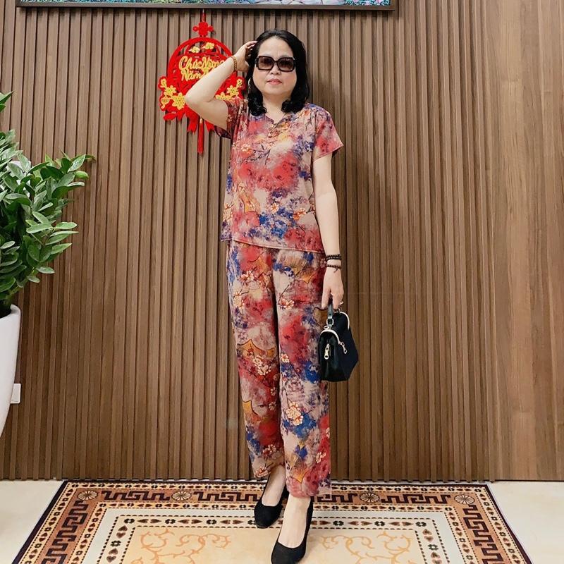  Đồ bộ trung niên  mặc nhà quần dài + áo cộc cổ V cho các bà các mẹ u50-80 tuổi 42-72kg - Women Nữ Quần Ngủ Voi Nhung Kem bộngủ 