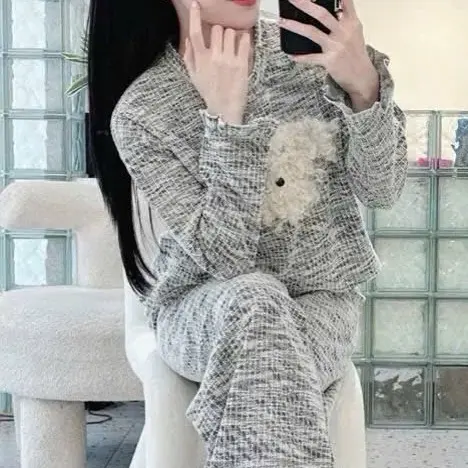 Bộ len tăm tay dài quần dài áo đính gấu siêu cưng Nữ 1