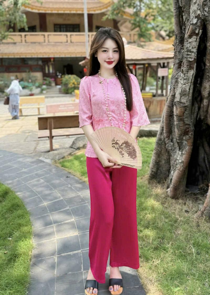 Product Introduction of Tịnh Tâm 13- Set Lụa Gấm Tô Châu Lụa Gấm Cao Cấp Cổ Tròn Túi Tiền Đính Ngọc Siêu Xinh Phù Hợp Đi Lễ Chùa Kem Áo Women Top 30