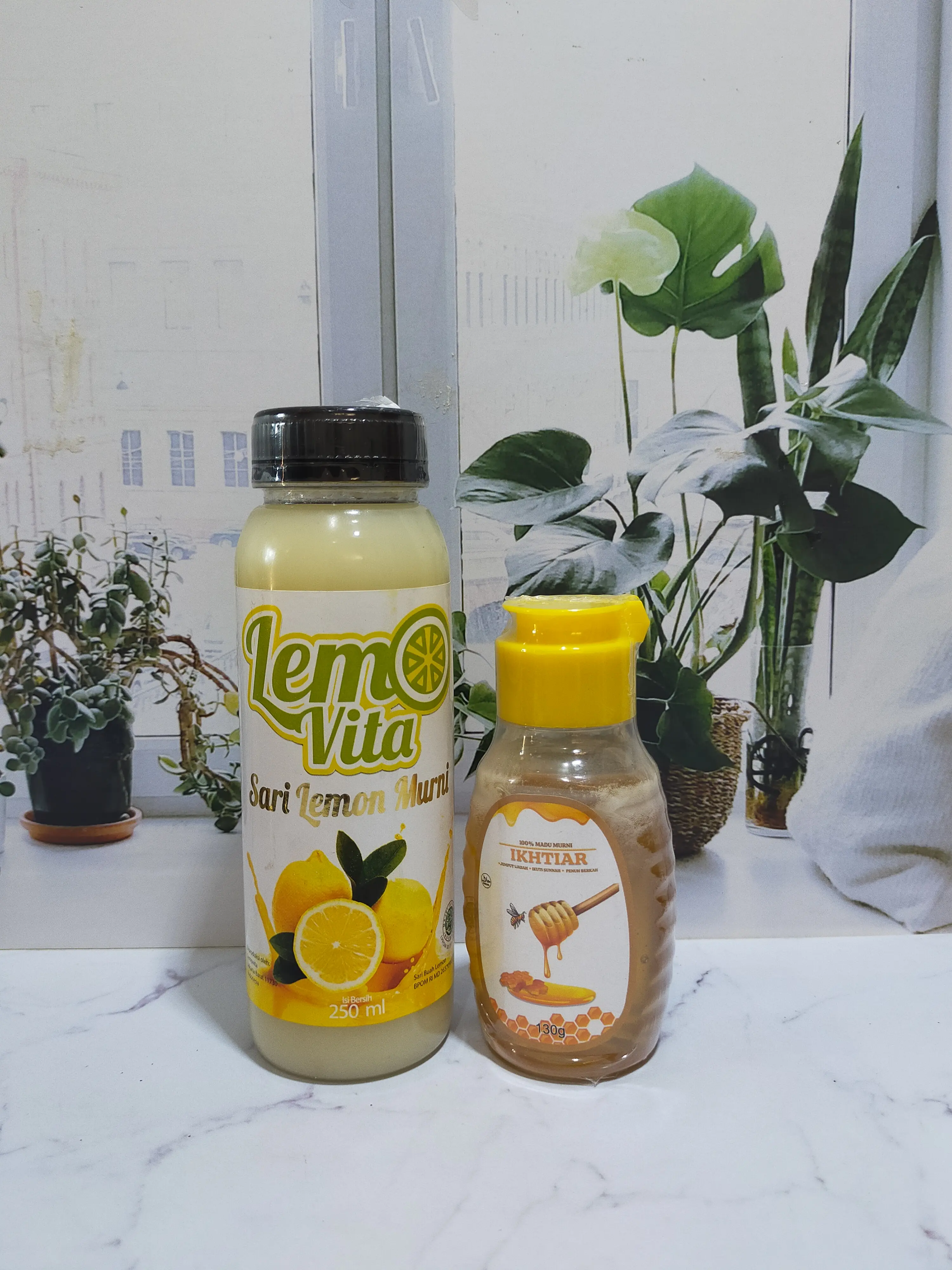 Paket Hemat Lemovita Sari Lemon + Madu Murni