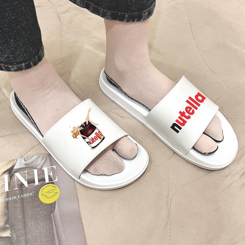 Sandal Slop Jelly Aesthetic Cewek Terbaru Sendal Slip On Luar Ruangan Anti Air Anti Slip 36-44 Shoes Karet Selop Wanita  Elegant size m: 40 - 41 hitam-2 7