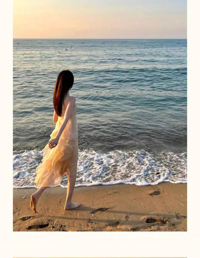 Product Introduction of 2025 French Style Beach Vacation Dress High-end Sanya Travel Outfit Super Fairy Small Stature Photo Spaghetti Strap Dress 9