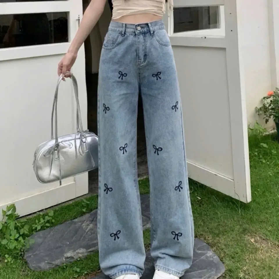 Quần jean ống rộng lưng cao thêu nơ mini chất QC đẹp
